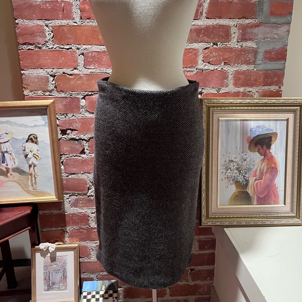 Ralph Lauren Cashmere Gray Herringbone Knee-Length Pencil Skirt